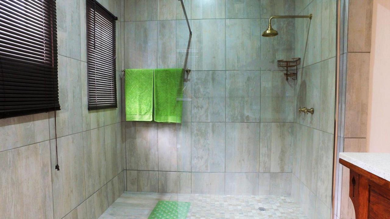 Kruger'S Guest House 화이트 리버 외부 사진