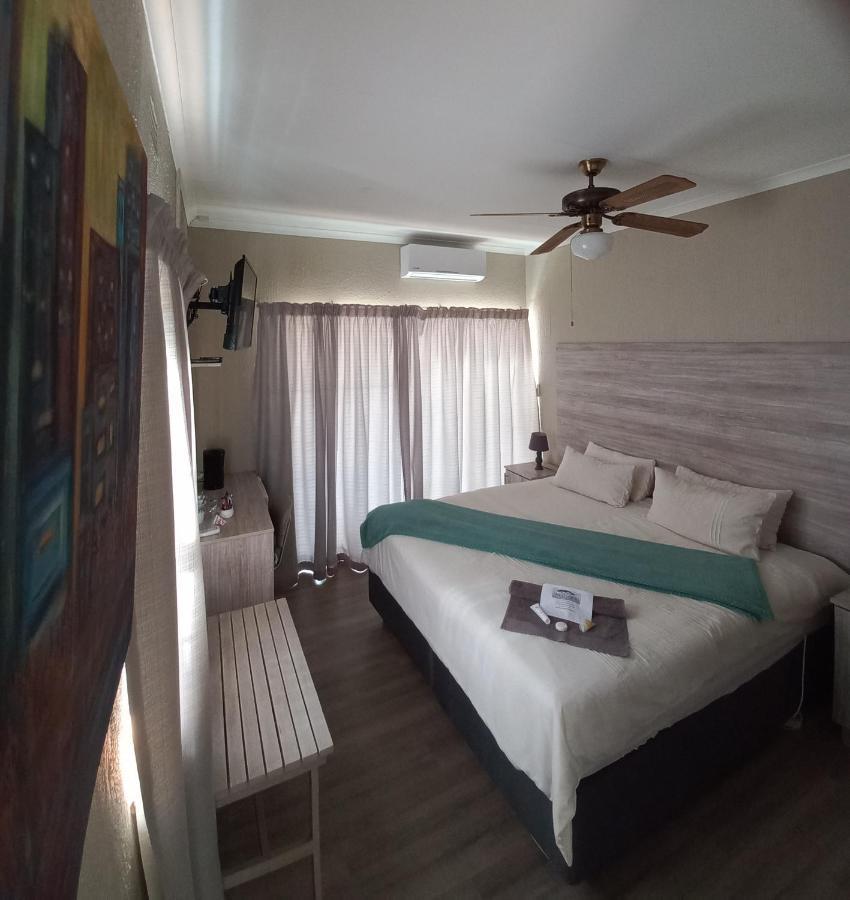 Kruger'S Guest House 화이트 리버 외부 사진