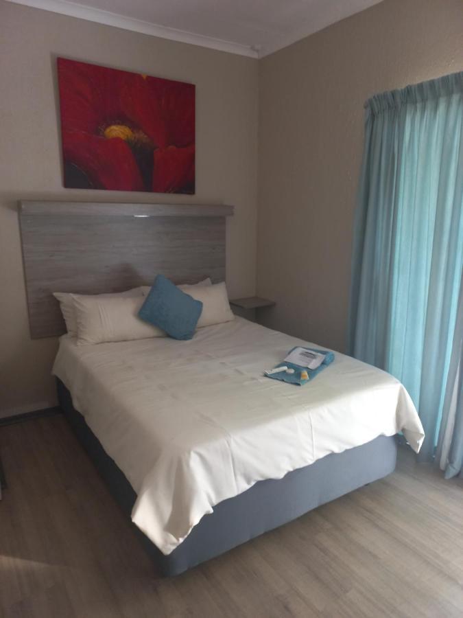 Kruger'S Guest House 화이트 리버 외부 사진