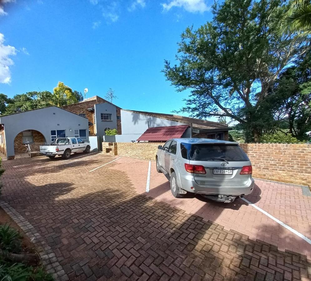Kruger'S Guest House 화이트 리버 외부 사진