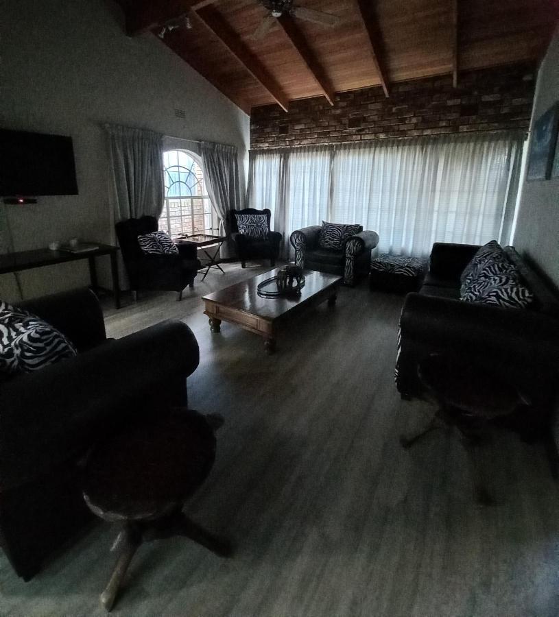 Kruger'S Guest House 화이트 리버 외부 사진