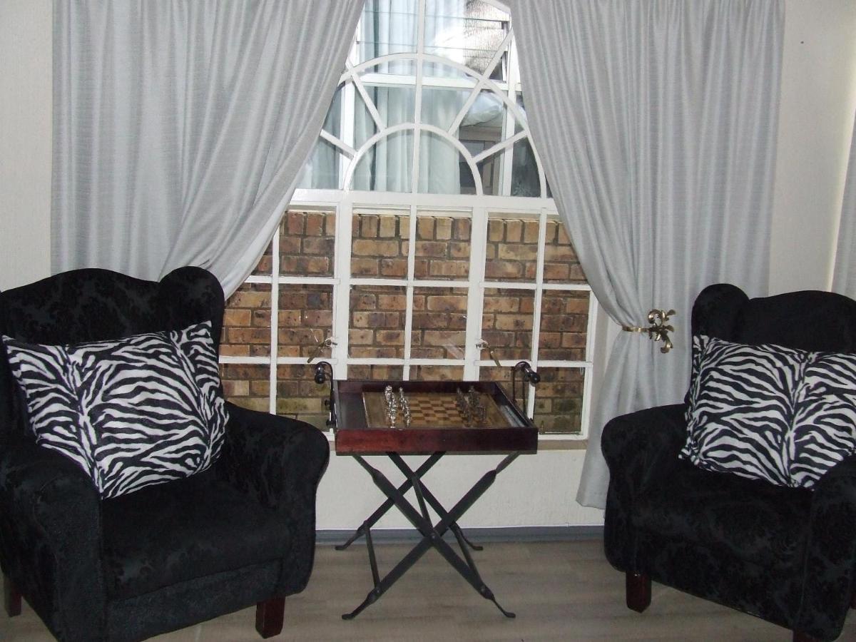 Kruger'S Guest House 화이트 리버 외부 사진