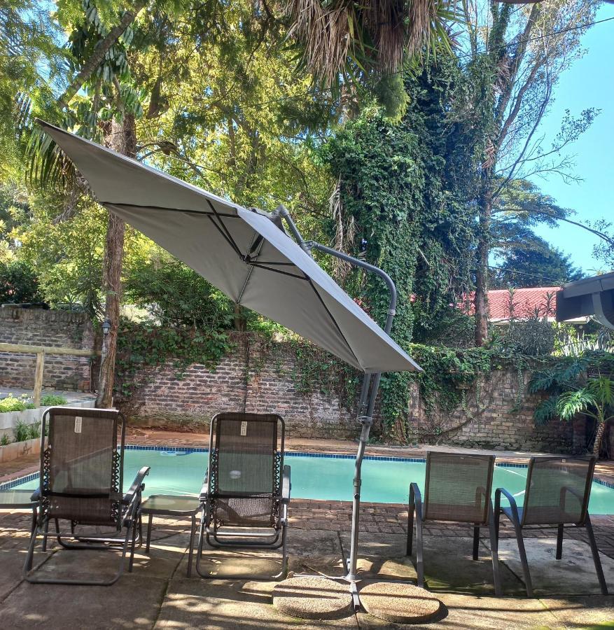 Kruger'S Guest House 화이트 리버 외부 사진