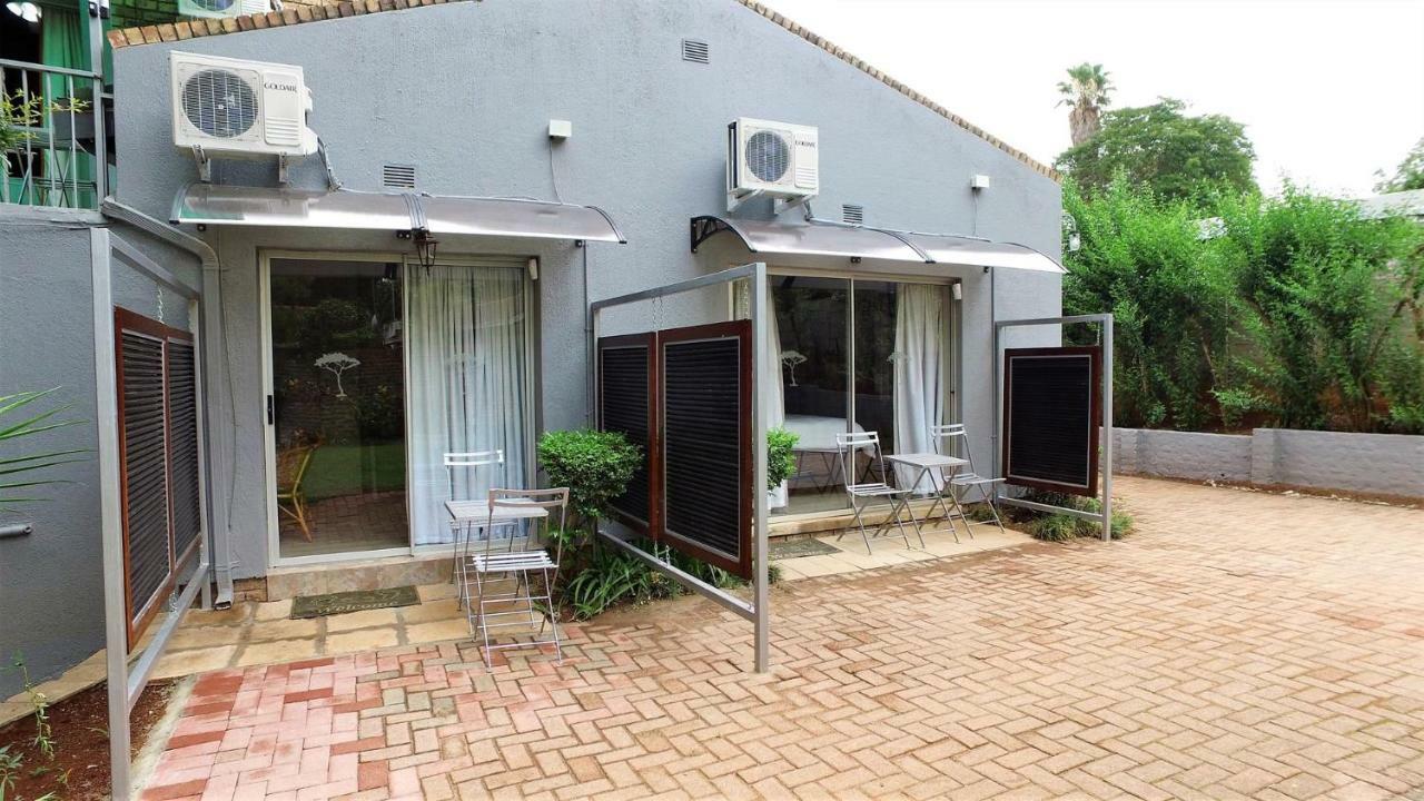 Kruger'S Guest House 화이트 리버 외부 사진